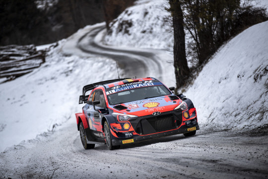 '2021 WRC'에 출전 중인 현대자동차 i20 쿠페 WRC.<현대차 제공>